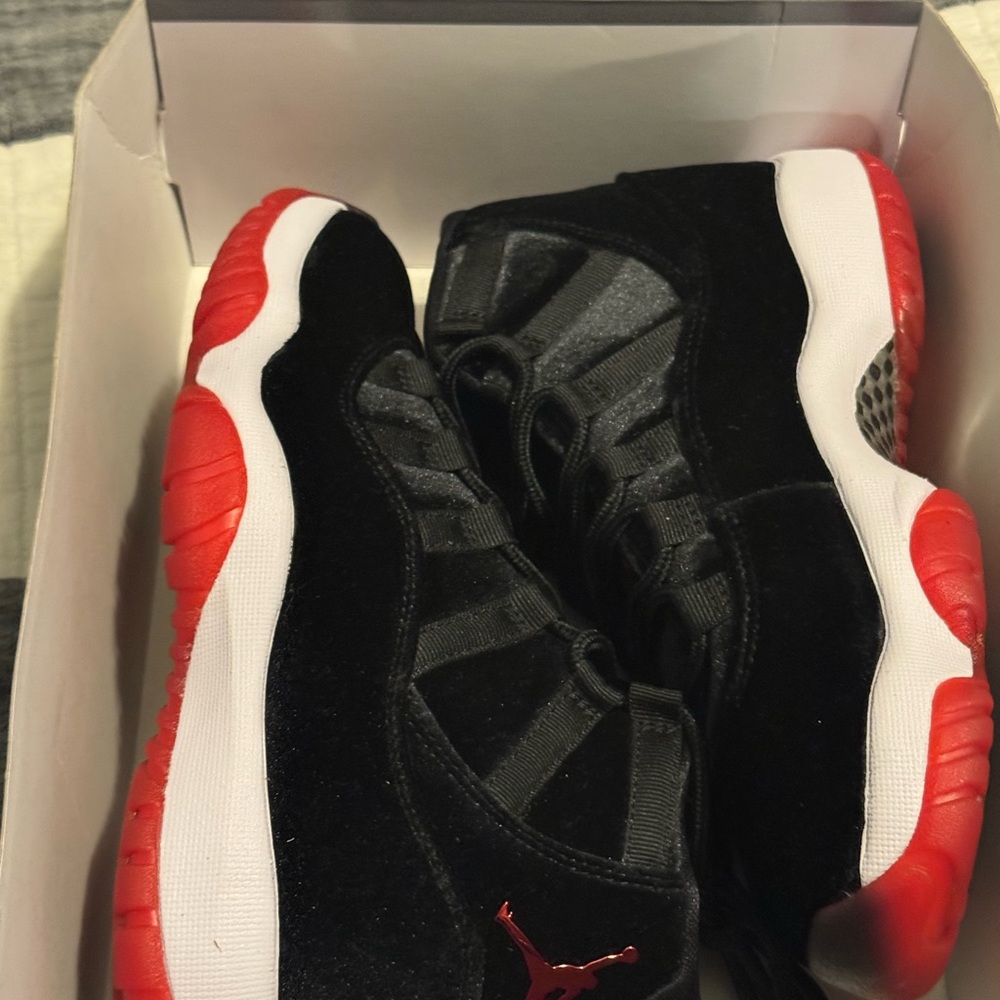 Jordan 11
